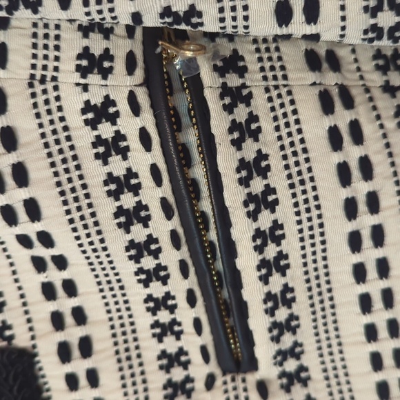 Juicy Couture Black & White Patterned Jacket coat - Picture 11 of 11